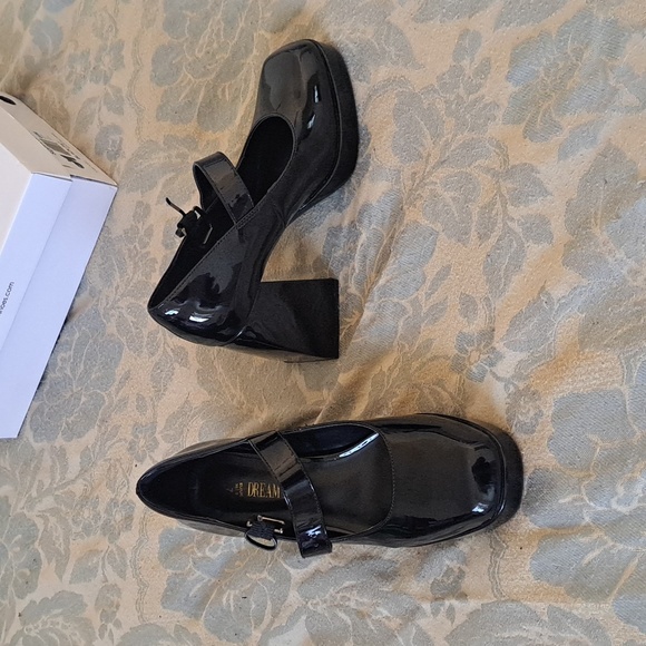 NWB Mary Jane Block Heels Size 7 - Picture 7 of 8